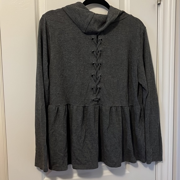 Maurices size L womens top - Picture 2 of 3